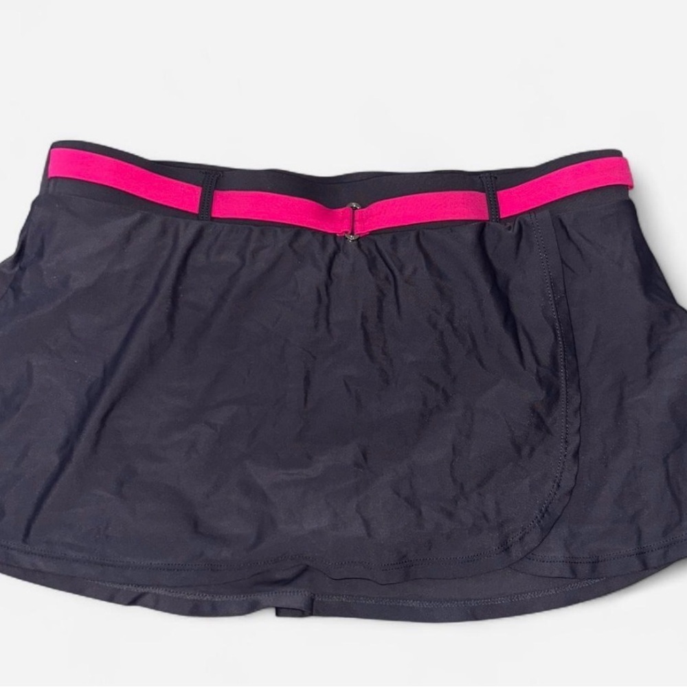 Free Country Black and Pink Swim Skirt